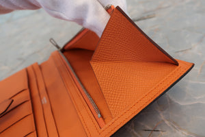 HERMES／エルメス ベアンスフレ ヴォーエプソン マンゴー □P刻印 財布 700090114