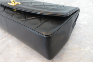 CHANEL  Diana matelasse chain shoulder bag Lambskin Black/Gold hadware Shoulder bag 700060111