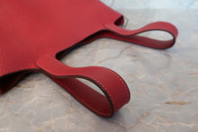 Load image into Gallery viewer, HERMES PICOTIN PM Clemence leather Rouge vif □G Engraving Hand bag 700120009
