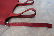 Load image into Gallery viewer, HERMES PICOTIN PM Clemence leather Rouge vif □G Engraving Hand bag 700120009

