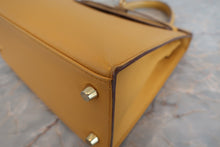 將圖片載入圖庫檢視器 HERMES／エルメス ケリー25 ヴォーエプソン ジョーヌアンブル C刻印 ショルダーバッグ 700070009
