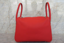 Load image into Gallery viewer, HERMES LINDY 26 Clemence leather Rouge tomate X Engraving Shoulder bag 700030204
