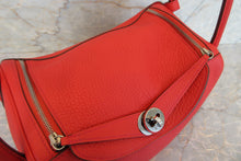 Load image into Gallery viewer, HERMES LINDY 26 Clemence leather Rouge tomate X Engraving Shoulder bag 700030204
