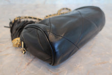 将图片加载到图库查看器，CHANEL/香奈儿 经典双C 流苏 链条包 羊皮 Black/Gold hadware(黑色/金色金属) 肩背包 700100159
