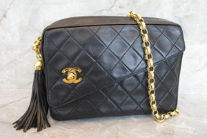CHANEL/シャネル マトラッセフリンジチェーンショルダーバッグ ラムスキン ブラック/ゴールド金具 ショルダーバッグ 700060115