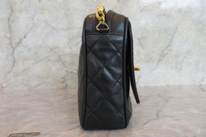 CHANEL/シャネル マトラッセフリンジチェーンショルダーバッグ ラムスキン ブラック/ゴールド金具 ショルダーバッグ 700060115