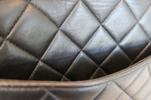 画像をギャラリービューアに読み込む, CHANEL/シャネル 中マトラッセシングルフラップチェーンショルダーバッグ ラムスキン ブラック/ゴールド金具 ショルダーバッグ 700120241
