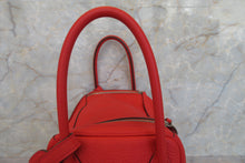Load image into Gallery viewer, HERMES LINDY 26 Clemence leather Rouge tomate X Engraving Shoulder bag 700030204
