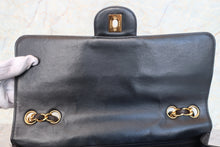 画像をギャラリービューアに読み込む, CHANEL/シャネル 中マトラッセシングルフラップチェーンショルダーバッグ ラムスキン ブラック/ゴールド金具 ショルダーバッグ 700120241
