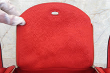 Load image into Gallery viewer, HERMES LINDY 26 Clemence leather Rouge tomate X Engraving Shoulder bag 700030204
