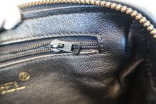 将图片加载到图库查看器，CHANEL/香奈儿 经典双C 流苏 链条包 羊皮 Black/Gold hadware(黑色/金色金属) 肩背包 700100159
