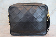 Load image into Gallery viewer, CHANEL Matelasse fringe chain shoulder bag Lambskin Black/Gold hadware Shoulder bag 700090096
