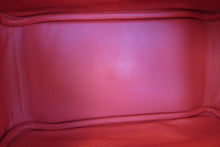 Load image into Gallery viewer, HERMES LINDY 26 Clemence leather Rouge tomate X Engraving Shoulder bag 700030204
