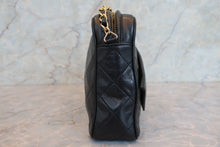 Load image into Gallery viewer, CHANEL Matelasse fringe chain shoulder bag Lambskin Black/Gold hadware Shoulder bag 700090096
