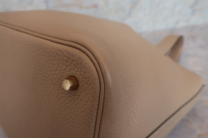 HERMES／エルメス ピコタンロックＭＭ トリヨンクレマンス トレンチ Z刻印 ハンドバッグ 700060304