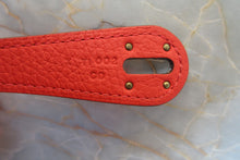 Load image into Gallery viewer, HERMES LINDY 26 Clemence leather Rouge tomate X Engraving Shoulder bag 700030204
