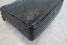 Load image into Gallery viewer, CHANEL Matelasse fringe chain shoulder bag Lambskin Black/Gold hadware Shoulder bag 700090096
