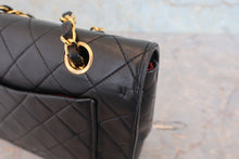 Load image into Gallery viewer, CHANEL Matelasse Full flap chain shoulder bag Lambskin Black/Gold hadware Shoulder bag 800060199
