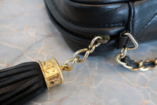 Load image into Gallery viewer, CHANEL Matelasse fringe chain shoulder bag Lambskin Black/Gold hadware Shoulder bag 700090096
