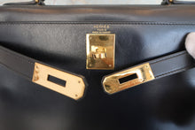 Load image into Gallery viewer, HERMES KELLY 28 Box carf leather Black 〇V Engraving  Shoulder bag 600120317
