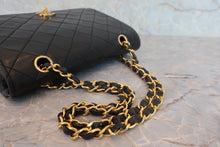 Load image into Gallery viewer, CHANEL Matelasse Full flap chain shoulder bag Lambskin Black/Gold hadware Shoulder bag 800060199
