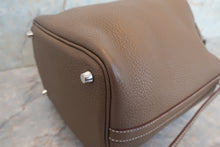 Load image into Gallery viewer, HERMES PICOTIN LOCK PM Clemence leather Etoupe gray □Q Engraving Hand bag 700120019
