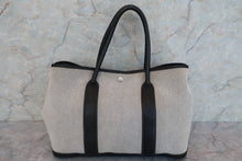 将图片加载到图库查看器，HERMES GARDEN PARTY PM Toile H/Leather Gray/Black □H刻印 Tote bag 600090154
