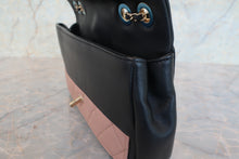 画像をギャラリービューアに読み込む, CHANEL/シャネル マトラッセチェーンショルダーバッグ ラムスキン ピンク/ブラック/ゴールド金具 ショルダーバッグ 800010018
