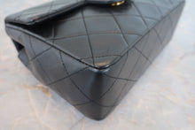 Load image into Gallery viewer, CHANEL Mini Matelasse single flap chain shoulder bag Lambskin Black/Gold hadware Shoulder bag 800070016
