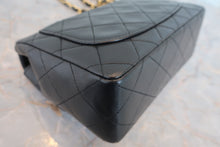 Load image into Gallery viewer, CHANEL Mini Matelasse single flap chain shoulder bag Lambskin Black/Gold hadware Shoulder bag 800070016
