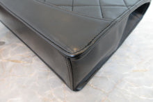 Load image into Gallery viewer, CHANEL 2.55 Matelasse chain shoulder bag Lambskin Black/Gold hadware Shoulder bag 700060129
