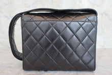 將圖片載入圖庫檢視器 CHANEL/シャネル マトラッセショルダーバッグ ラムスキン ブラック/ゴールド金具 ショルダーバッグ 800070014
