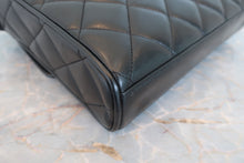 將圖片載入圖庫檢視器 CHANEL/シャネル マトラッセショルダーバッグ ラムスキン ブラック/ゴールド金具 ショルダーバッグ 800070014
