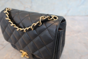 CHANEL/シャネル ミニマトラッセチェーンショルダーバッグ ラムスキン ブラック/ゴールド金具 ショルダーバッグ 700090095
