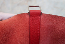 Load image into Gallery viewer, HERMES PICOTIN LOCK GM Clemence leather Rouge casaque □R Engraving Hand bag 700120004
