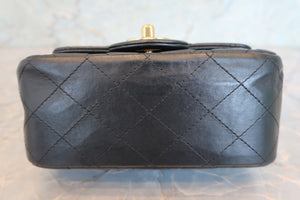 CHANEL/シャネル ミニマトラッセチェーンショルダーバッグ ラムスキン ブラック/ゴールド金具 ショルダーバッグ 700090095