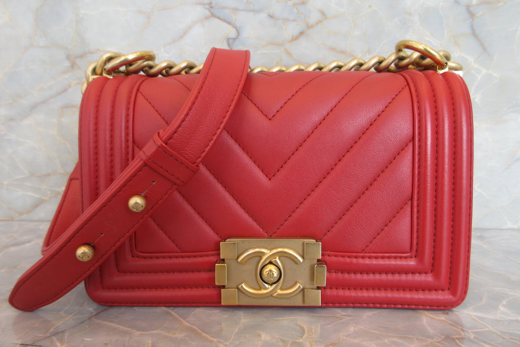 CHANEL/シャネル ボーイシャネル チェーンショルダーバッグ ラムスキン レッド/ゴールド金具 ショルダーバッグ 700060077