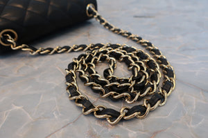 CHANEL/シャネル ミニマトラッセチェーンショルダーバッグ ラムスキン ブラック/ゴールド金具 ショルダーバッグ 700090095
