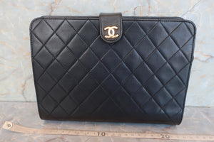 CHANEL Mini matelasse chain shoulder bag Lambskin Black/Gold hadware Shoulder bag 600090172