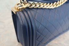 画像をギャラリービューアに読み込む, CHANEL/シャネル ボーイシャネルチェーンショルダーバッグ ラムスキン ブルー/ゴールド金具 ショルダーバッグ 800020184
