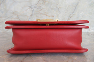 CHANEL/シャネル ボーイシャネル チェーンショルダーバッグ ラムスキン レッド/ゴールド金具 ショルダーバッグ 700060077