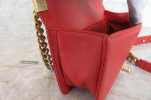 CHANEL/シャネル ボーイシャネル チェーンショルダーバッグ ラムスキン レッド/ゴールド金具 ショルダーバッグ 700060077