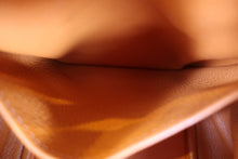 将图片加载到图库查看器，HERMES LINDY 30 Clemence leather Orange X刻印 Shoulder bag 800050097
