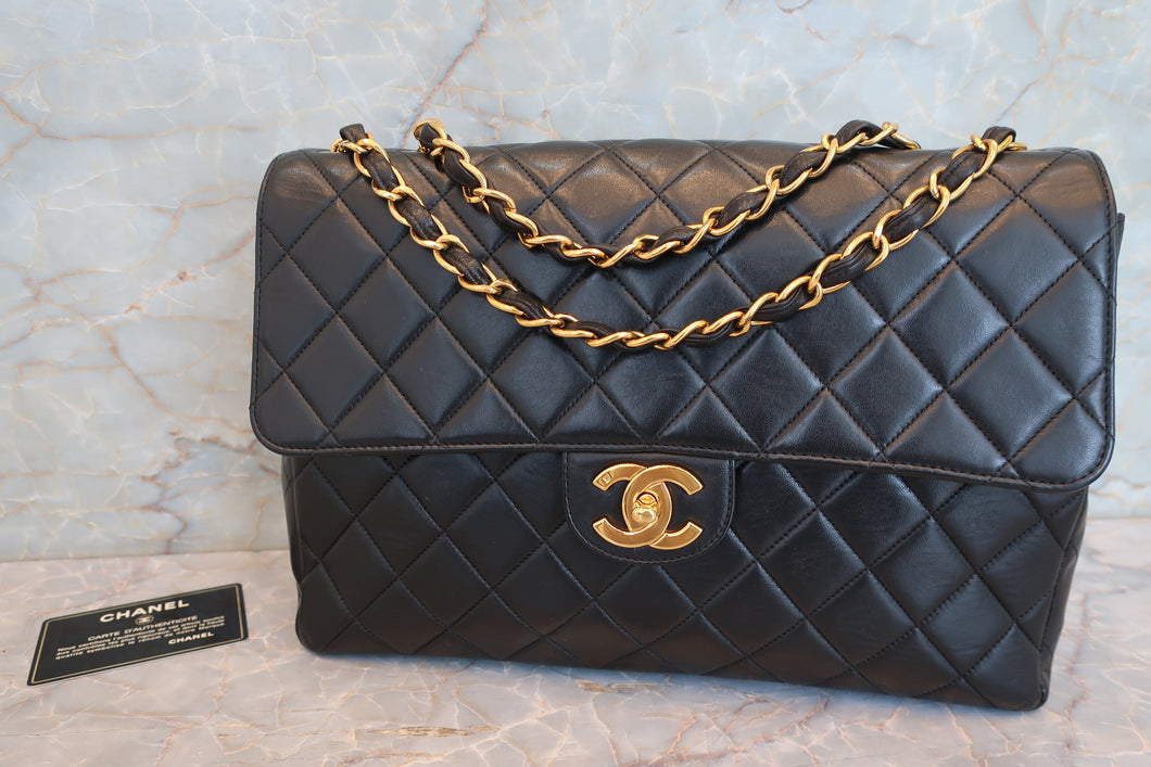 CHANEL Medium Matelasse single flap chain shoulder bag Lambskin Black/Gold hadware Shoulder bag 700090126