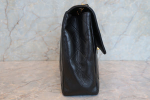 CHANEL Medium Matelasse single flap chain shoulder bag Lambskin Black/Gold hadware Shoulder bag 700090126