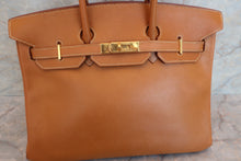 Load image into Gallery viewer, HERMES BIRKIN 35 Ardennes leather Natural sable □B Engraving Hand bag 600050106
