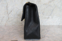將圖片載入圖庫檢視器 CHANEL/シャネル デカマトラッセシングルフラップチェーンショルダーバッグ ラムスキン ブラック/ゴールド金具 ショルダーバッグ 700060185
