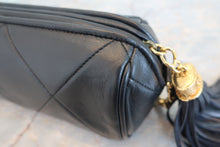 将图片加载到图库查看器，CHANEL/香奈儿 经典双C 流苏 链条包 羊皮 Black/Gold hadware(黑色/金色金属) 肩背包 800020221
