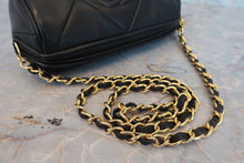 将图片加载到图库查看器，CHANEL/香奈儿 经典双C 流苏 链条包 羊皮 Black/Gold hadware(黑色/金色金属) 肩背包 800020221
