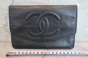 CHANEL CC mark chain wallet Caviar skin Black/Gold hadware Shoulder bag 700090052